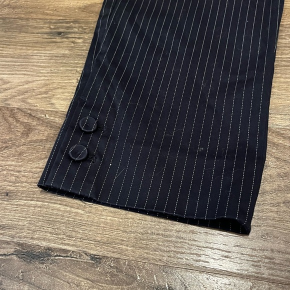 The Limited Drew Fit Bermuda Shorts – Navy Pinstripe, Size 0 - Picture 3 of 13